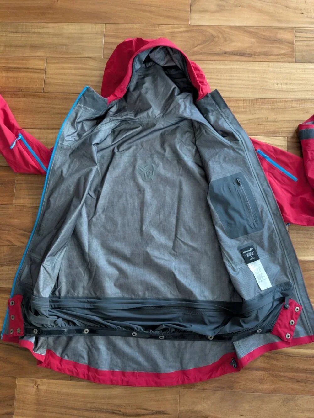 Norrøna Lofoten Gore-Tex® Pro ski shell jacket - Jester red - men's size S